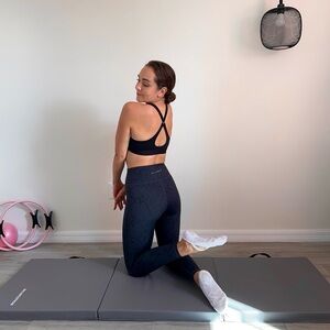 All Fenix Womans animal print dark blue sport active yoga runner leggings XS